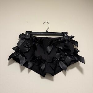 Stylish Black Shorts with Bow Details